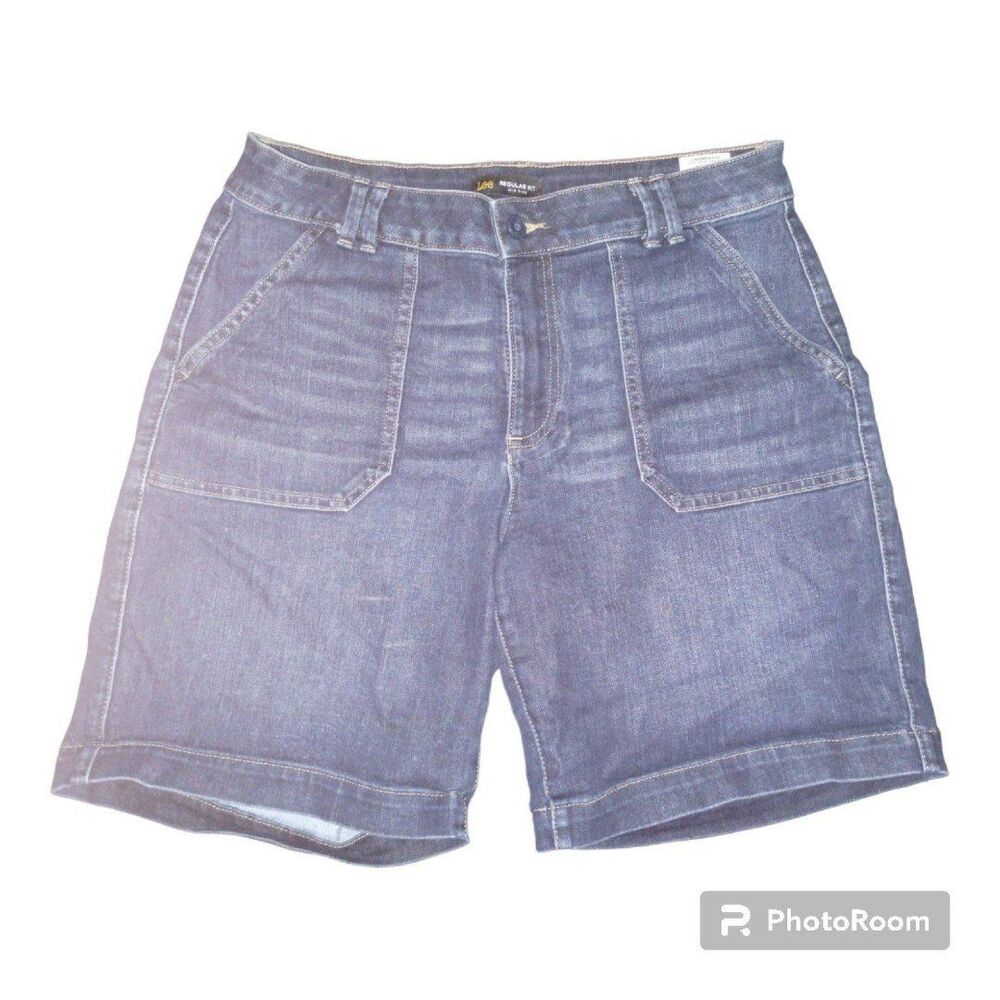 Lee Regular Fit Jean Shorts - Size M Women's - EUC